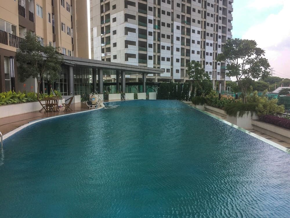 Comfortable and Spacious 2BR at Oasis Cikarang Apartment