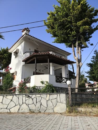 Zennova 22 Nikiti Sea Side House