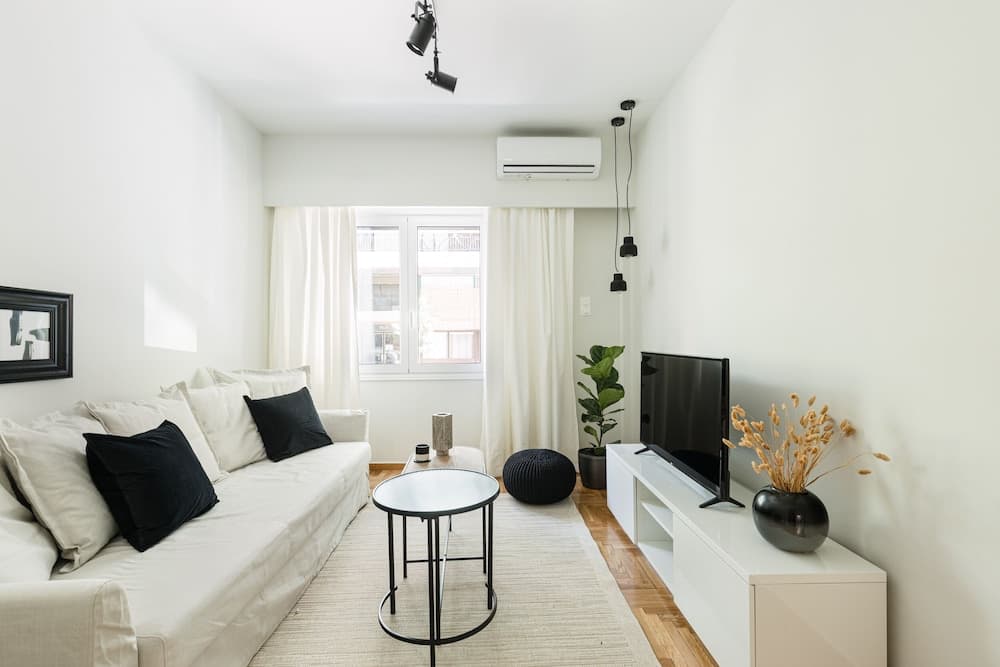 Serene 1 BR Apartment in Koukaki