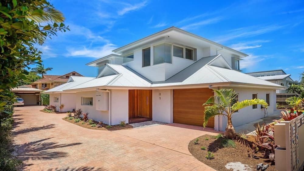 Your Luxury Escape - Ocean Sapphire