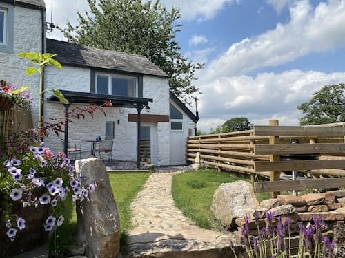 Delightful One Bed Lake District Cottage