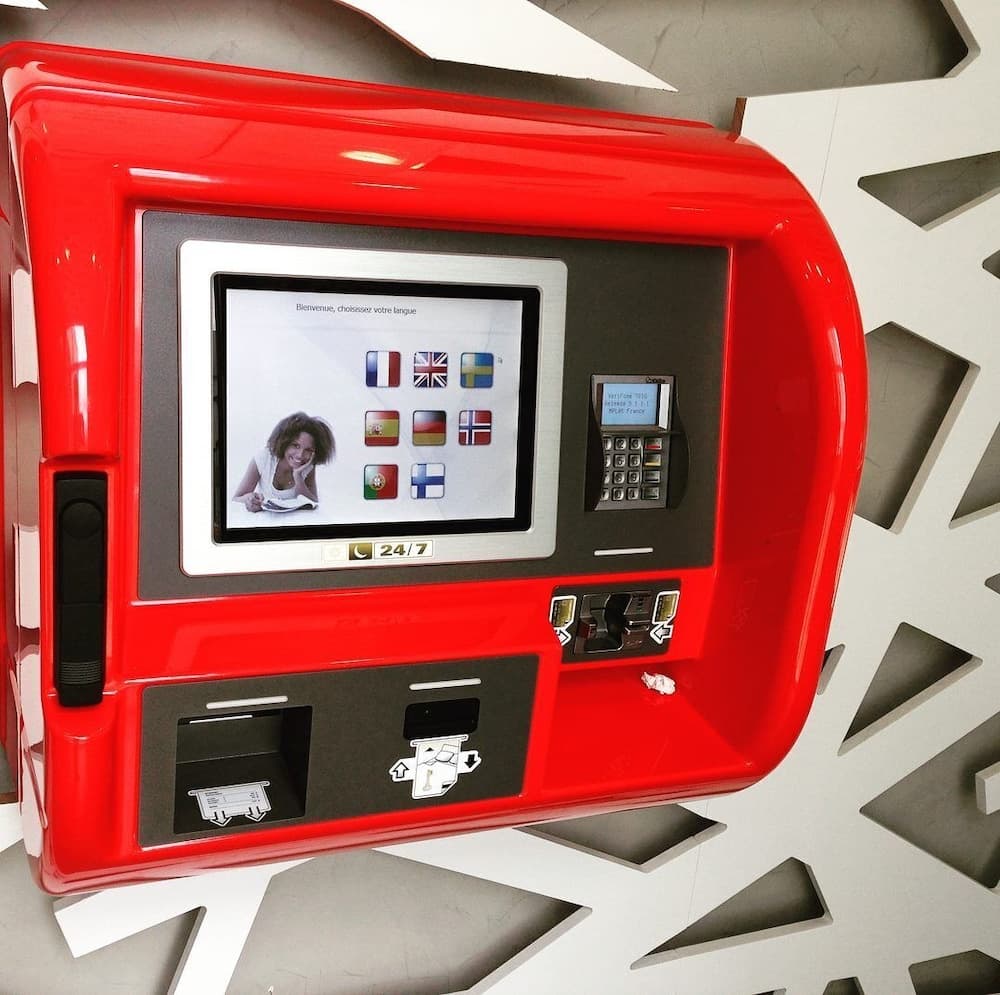 Giriş/çıkış büfesi