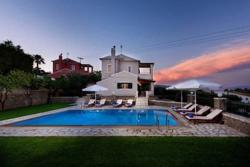 Jasmine Luxury Villa With Private Pool