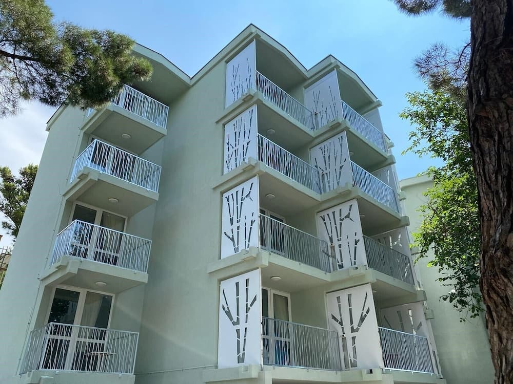 Konaklama yerinin ön cephesi