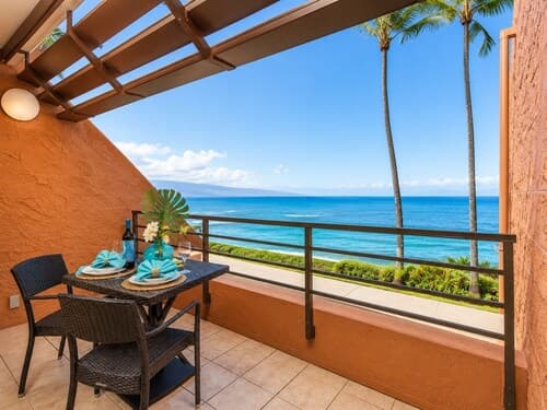 Kuleana 613 1 Bdrm 1 Bedroom Condo by RedAwning