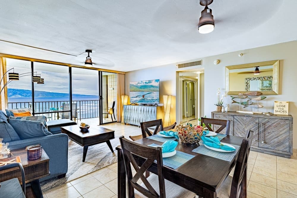 Valley Isle 1108b 2 Bedroom Condo by RedAwning