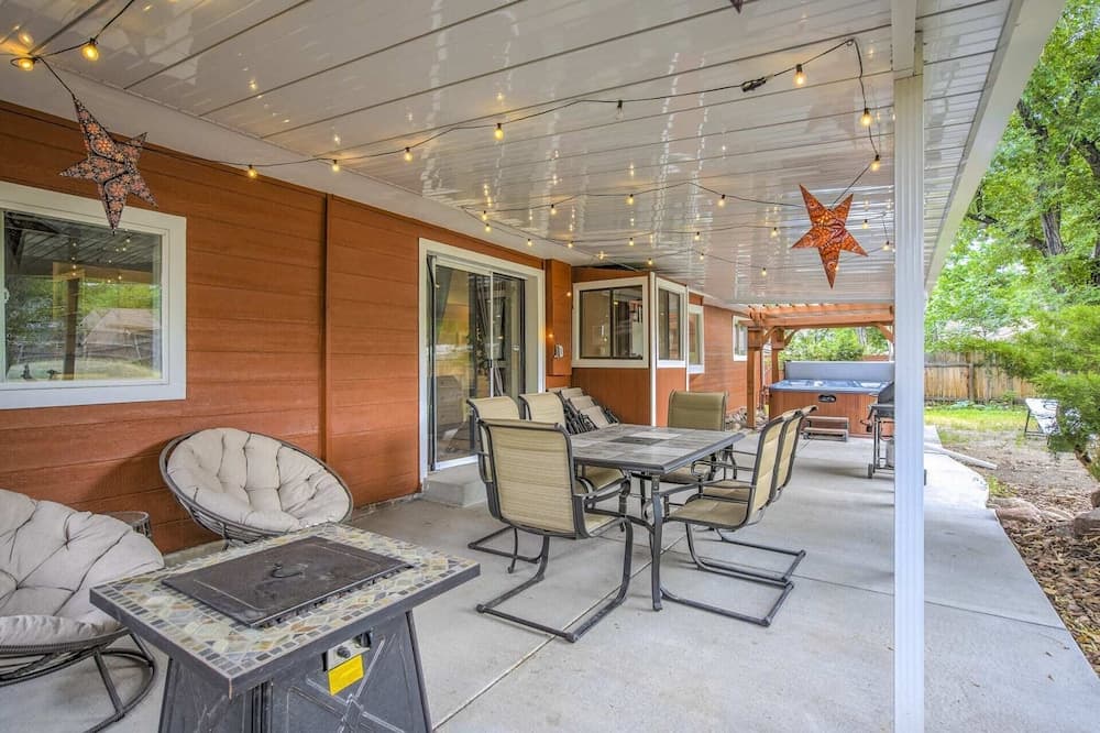 4brbroadmoor Retreathottub, Firepit, Near Trails