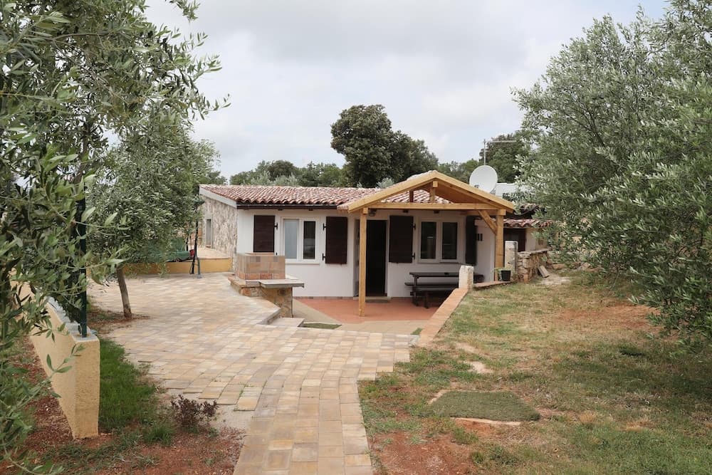 Holiday Homes Marta