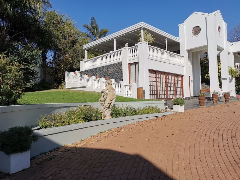 Erasmus Manor Guest House