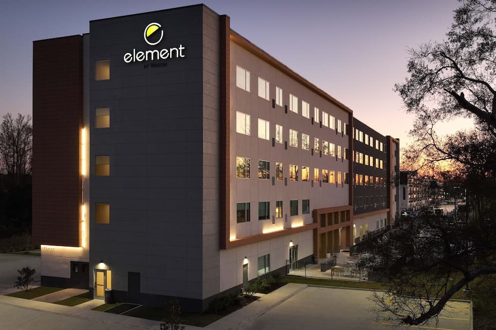 Element Baton Rouge South