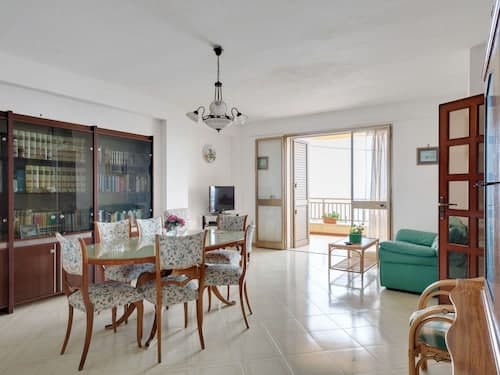 Belvilla by OYO Marinella House