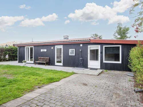 8 Person Holiday Home in Borkop