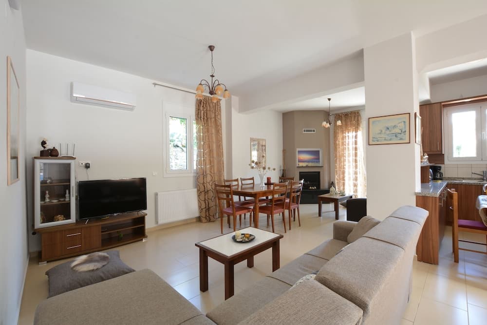 Orama Apartment