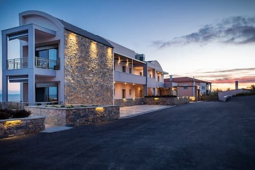 Royalty Suites Loft