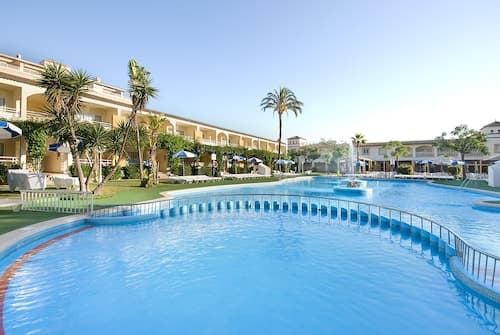 Mariner Club Apartments