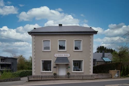 Elegant Waimes Mansion Stay