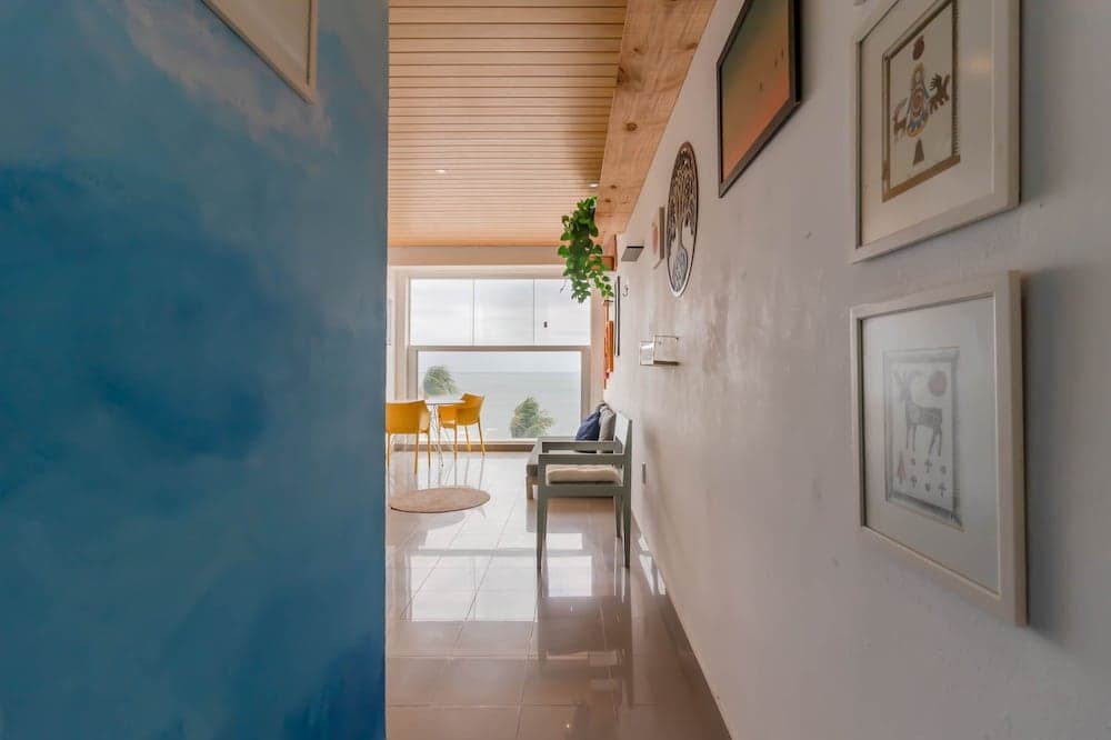 RV03 Quarto e Sala Vista Mar