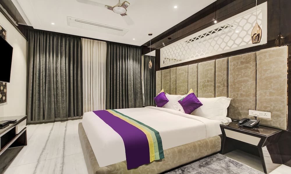 Treebo Premium Tahoora International