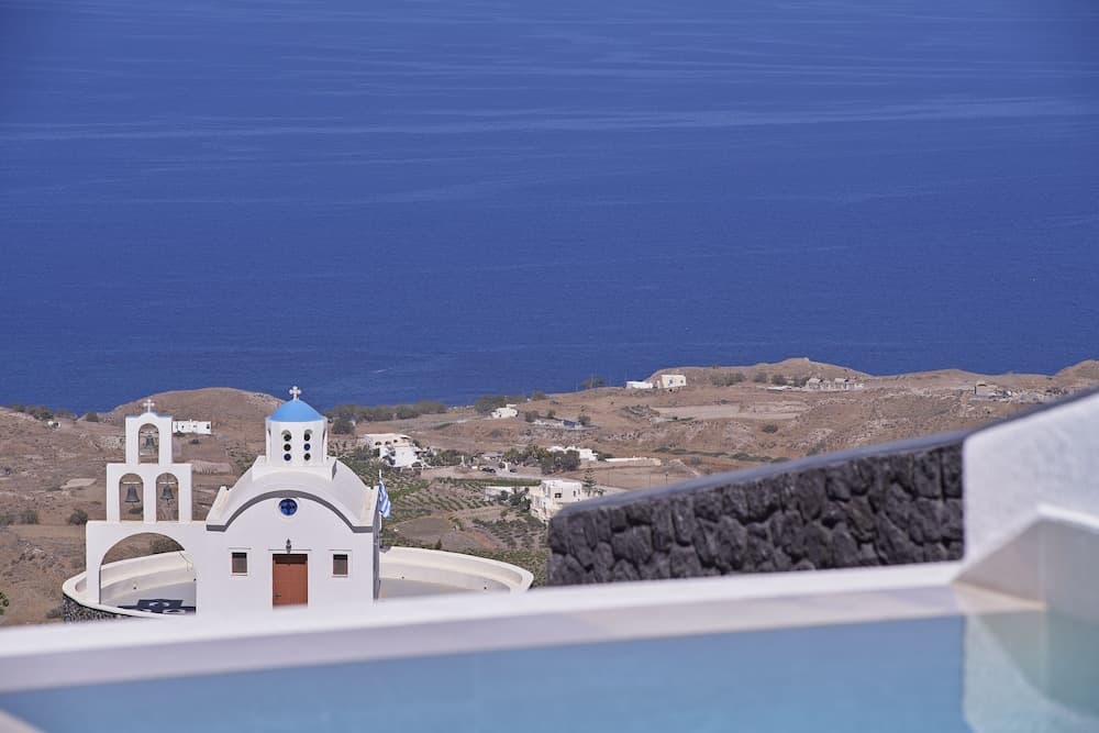 Brilliance Suites - Adults Only