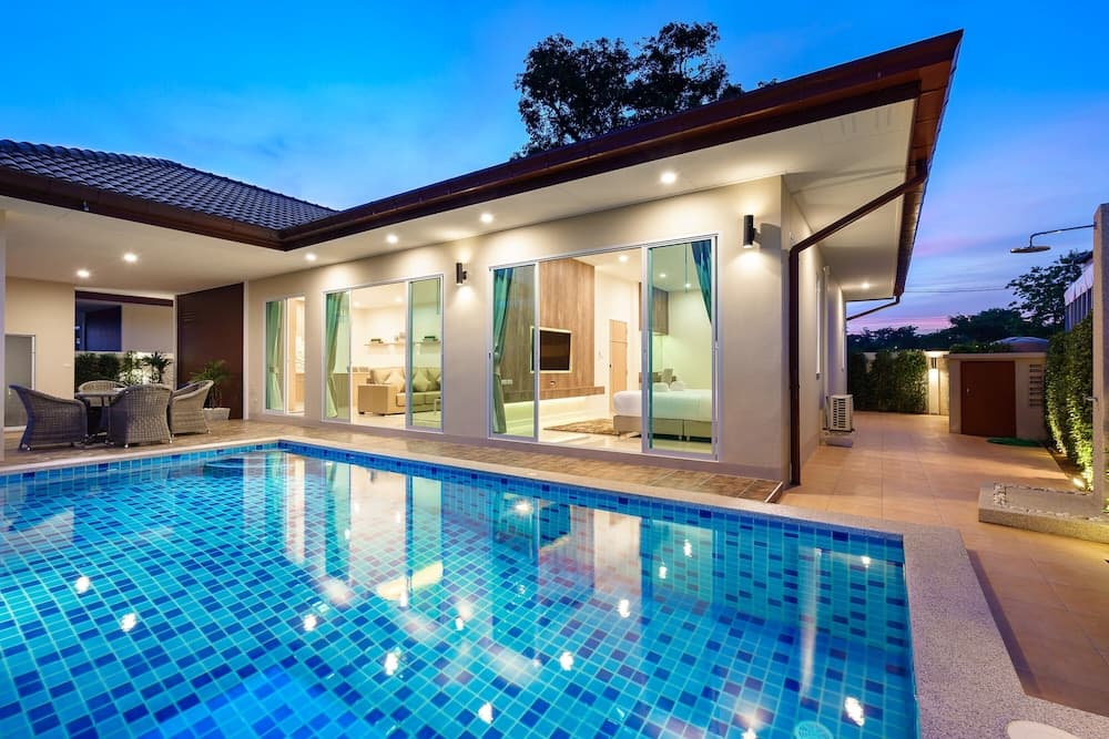 Luxury Pool Villa A18
