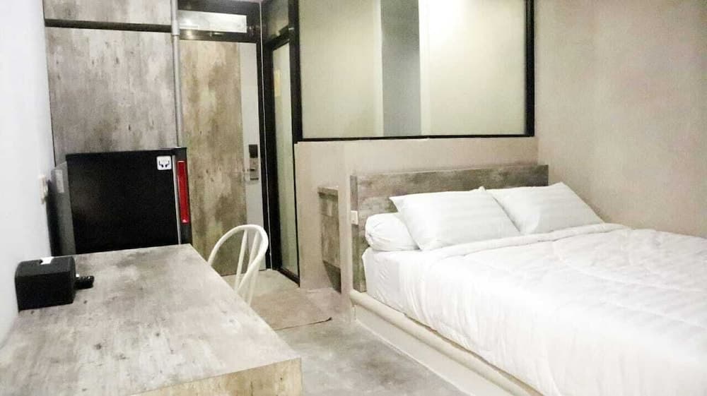 Djuragan Kamar Gunung Anyar