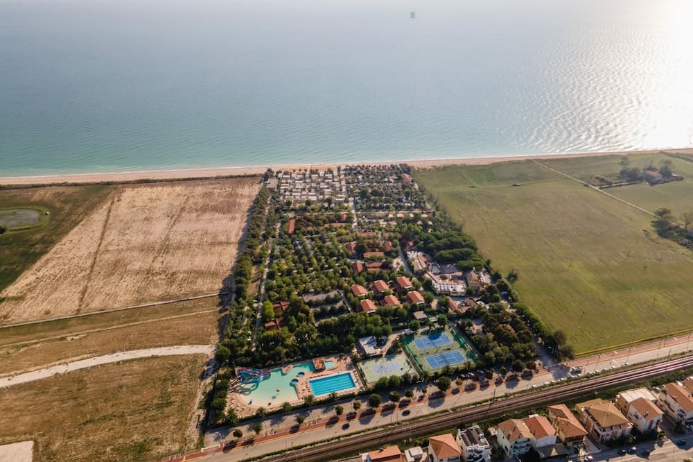 Club Del Sole La Risacca Family Collection