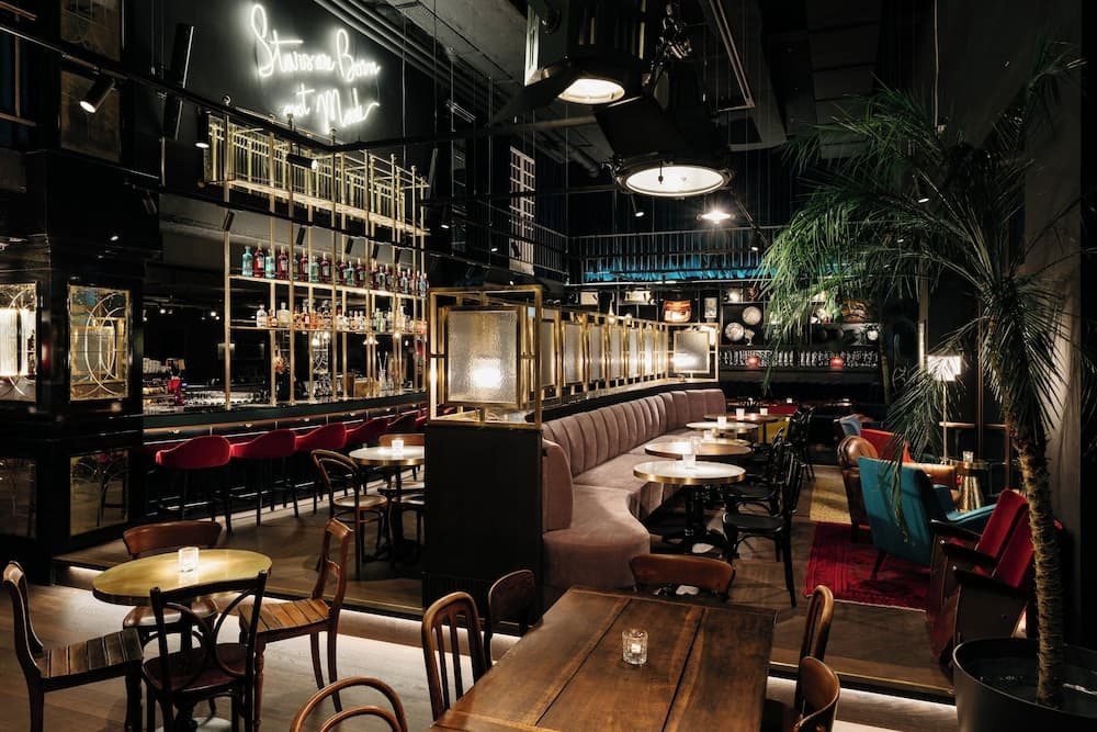 Lobi dinlenme salonu