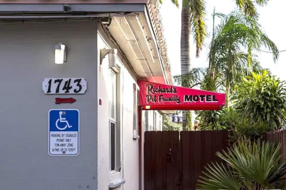 Richard's Pet Friendly Motel