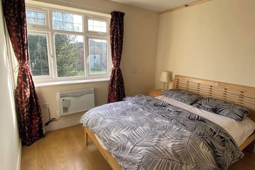 Cozy Apartment Retreat in High Wycombe