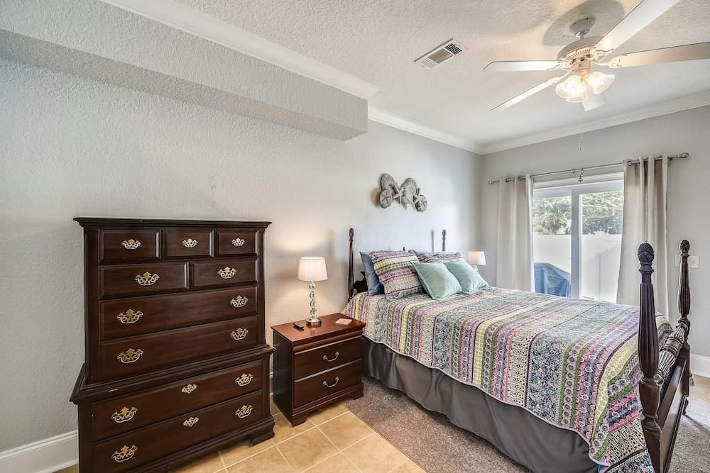 C Dreams by Book That Condo