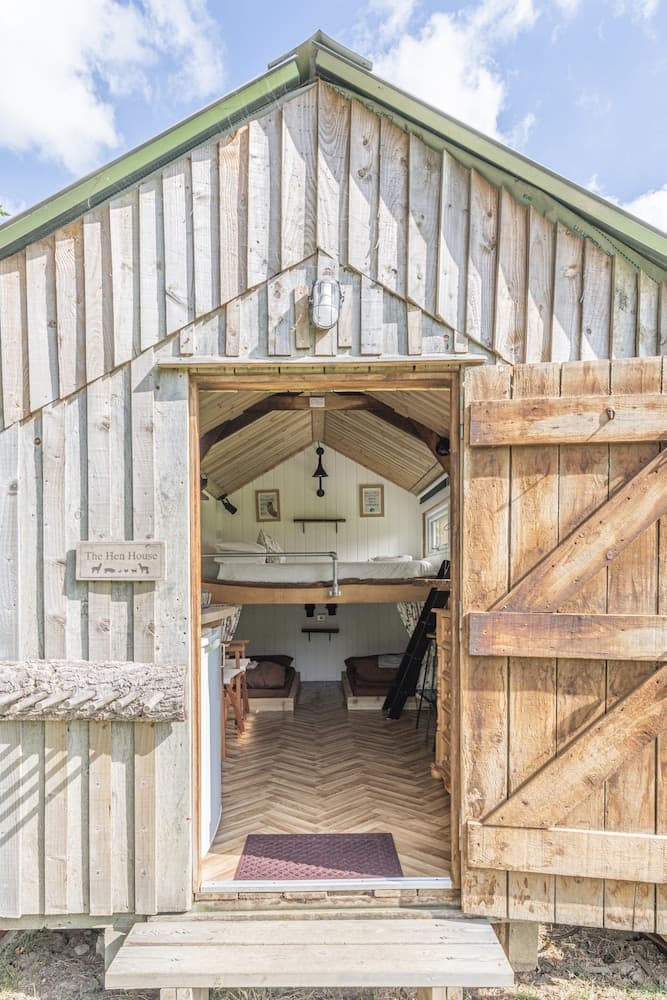 Dartmoor Reach Alpaca Farm