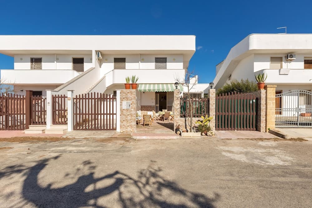 1867 Villetta Bianca Gioiosa