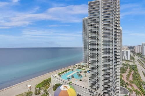 Amazing Apartments at Lyfe Resort and Residences