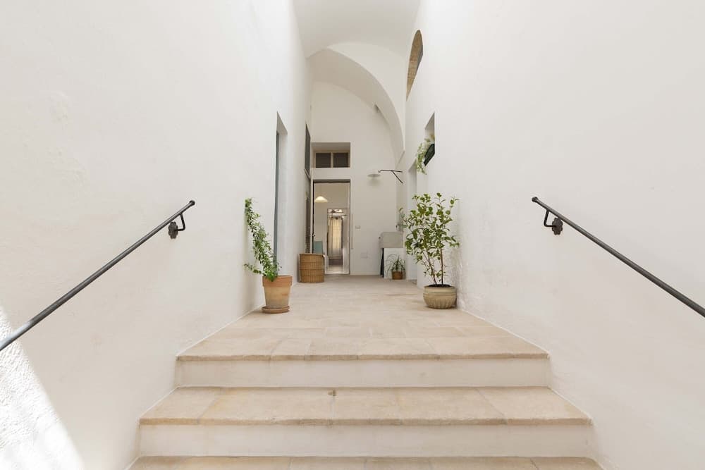 2082 Casa Gegè