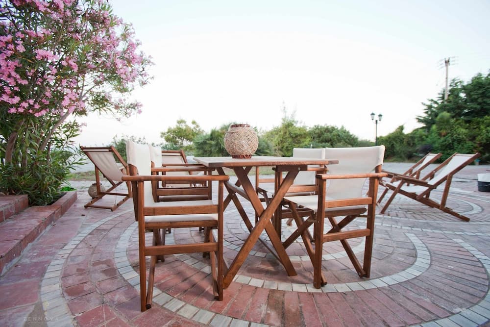 Zennova 32 Kallithea Blue Paradise