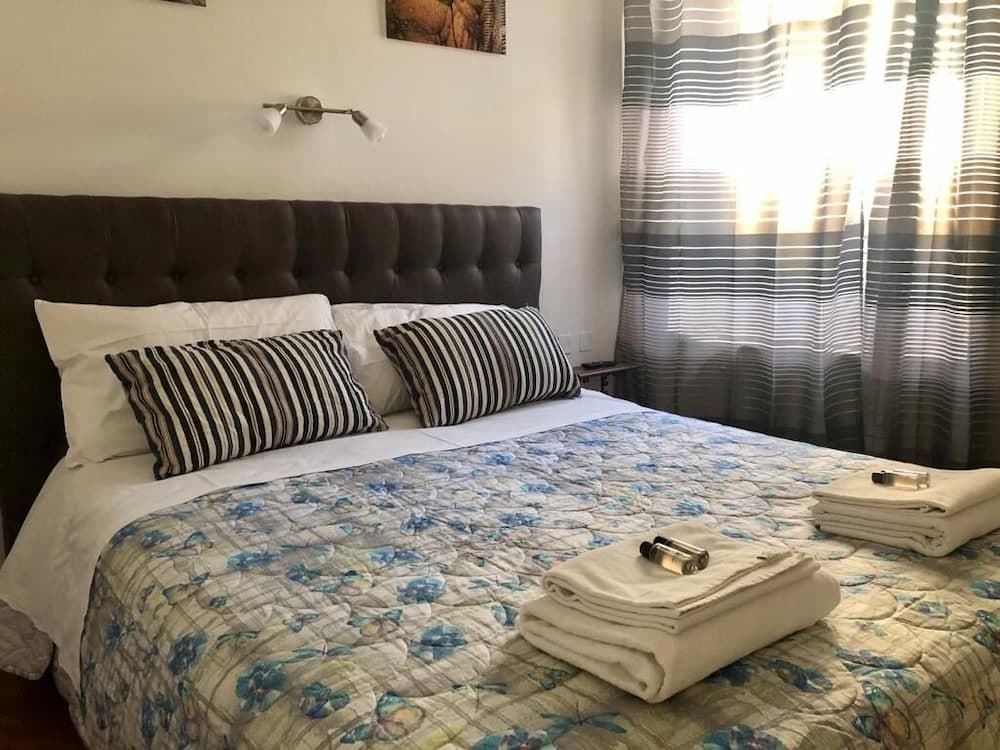 Rihanna Sweet Apartment