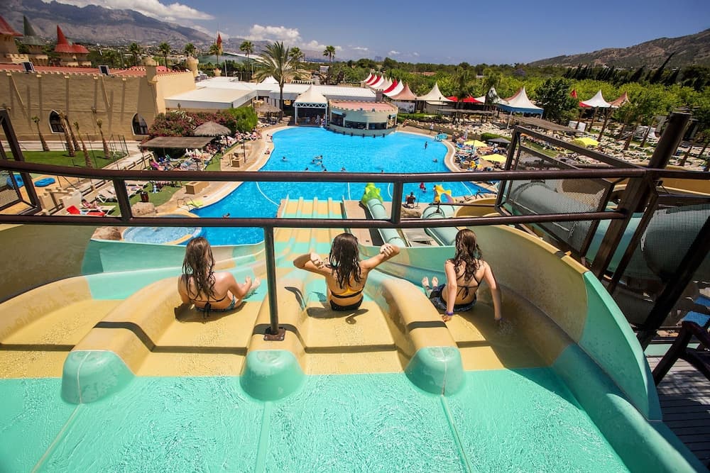 Magic Robin Hood Waterpark Lodge Resort