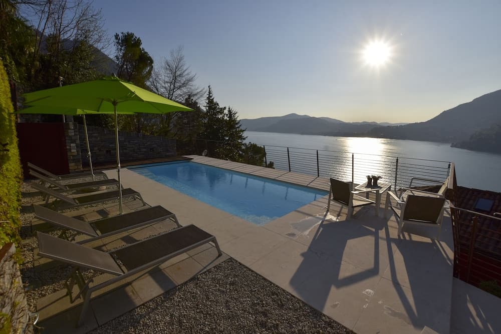 Luxury Como Lake Apartment