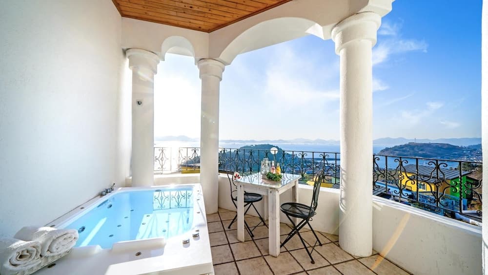 Namhae Alhambra Pension