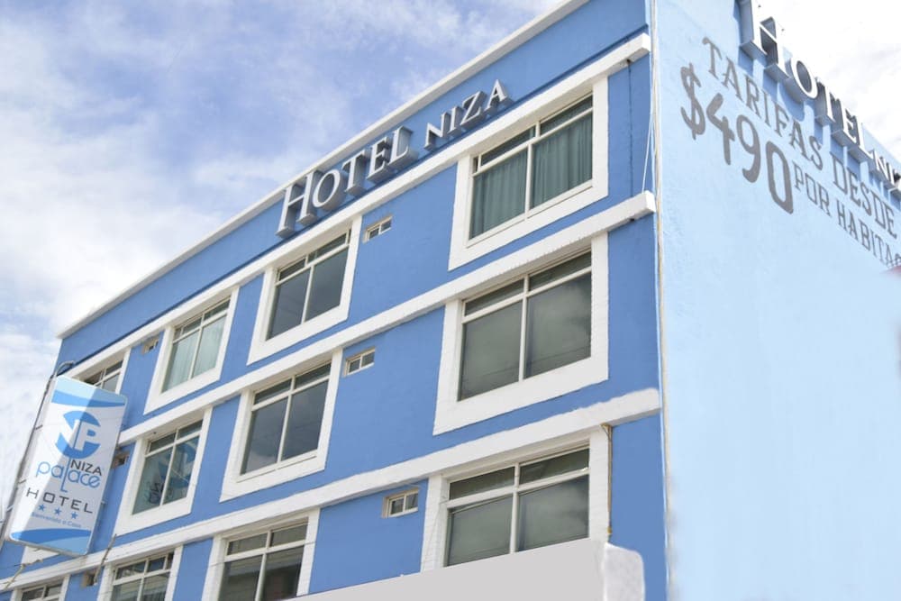Hotel Niza Palace