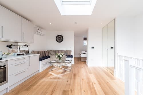 Fulham Penthouse, Sleeps 2, Pets Ok & Sw Balcony