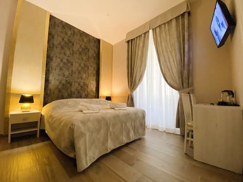 Hotelier 51