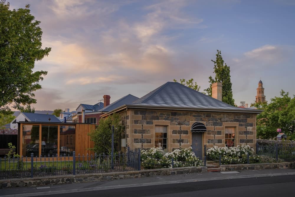 Fusilier Cottage Battery Point