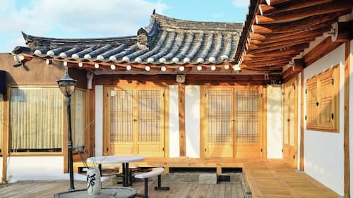 Gyeongju Hanokstay Hangbokhanzip