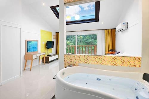 Gyeongju Green Valley Spa Pension