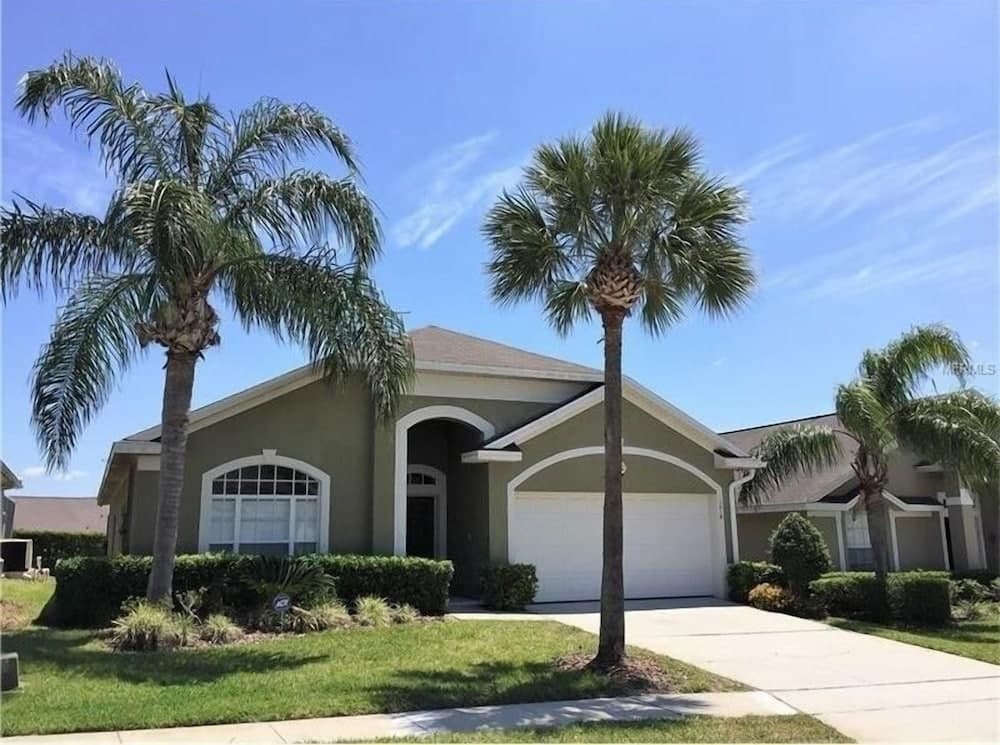 Glenbrook Lovely 4 Bed Pool/spa Home! 4 Bedroom Villa by RedAwning