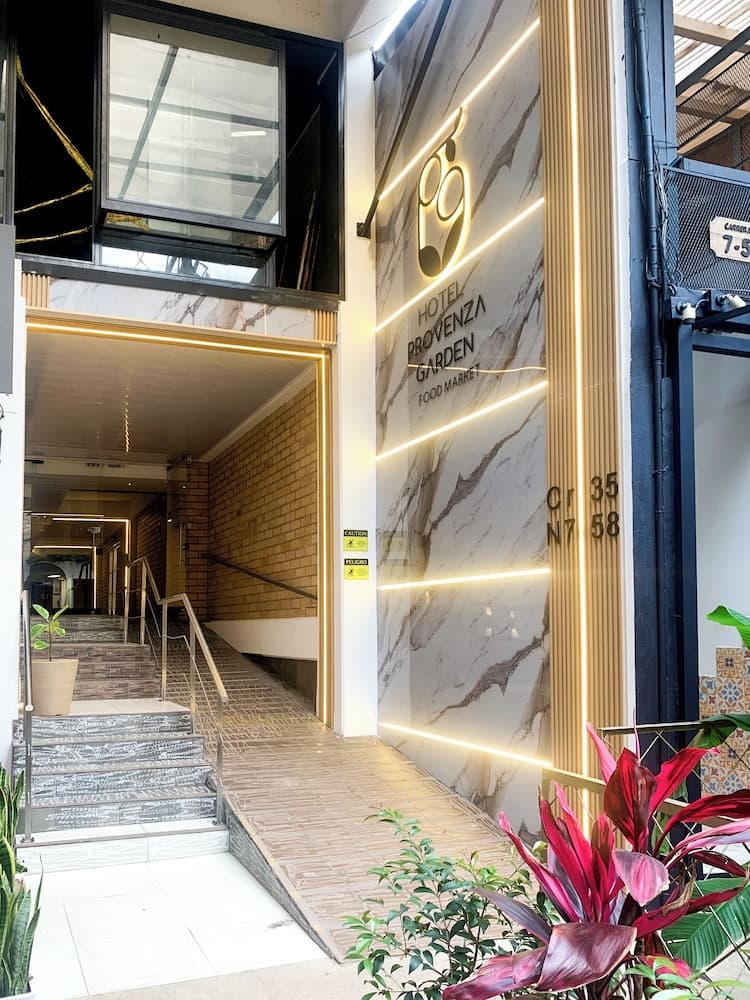 Hotel Provenza Garden