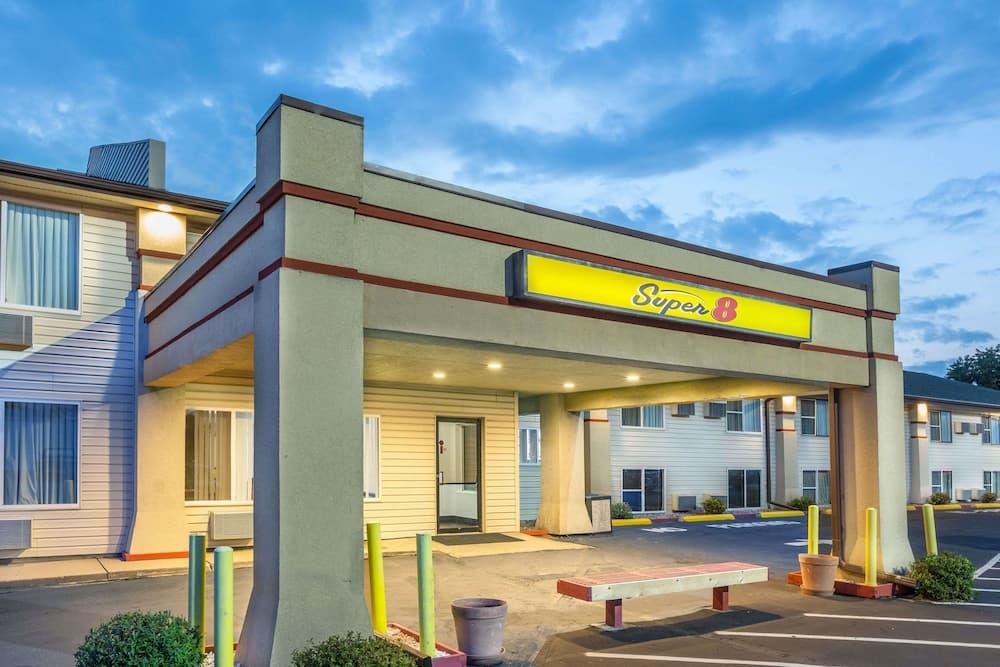Super 8 by Wyndham North Sioux City