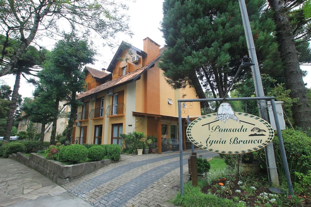Pousada Águia Branca