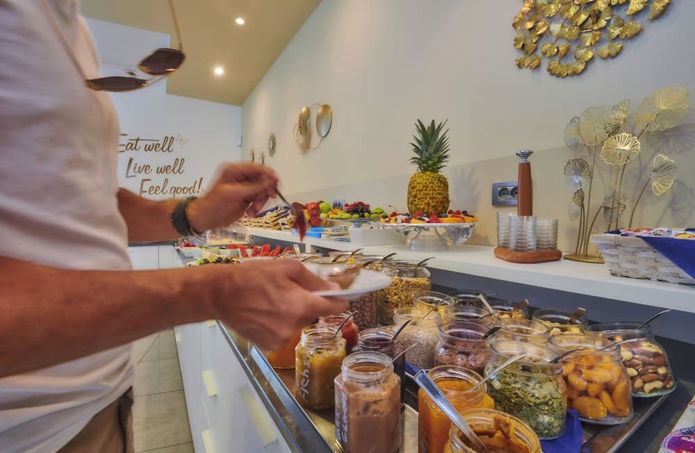 Açık büfe kahvaltı